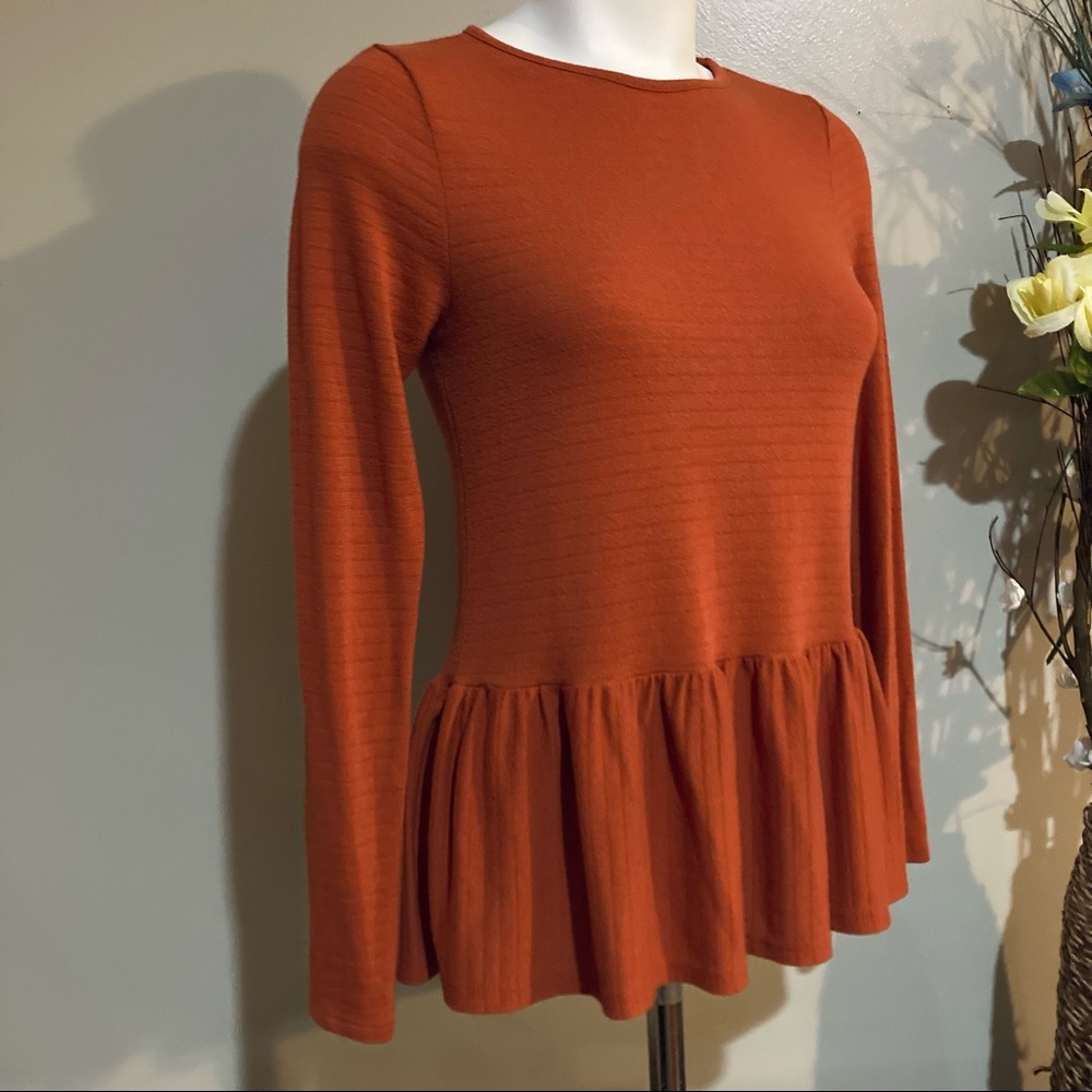 Live in the Moment Women’s Long Sleeve Burnt Orange Top Size XS - Picture 2 of 7